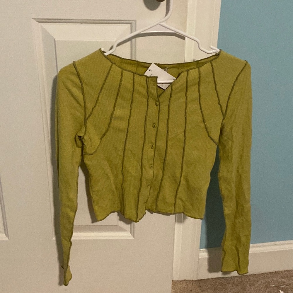 NEW WITH TAGS UNWORN URBAN OUTFITTERS GREEN TOP